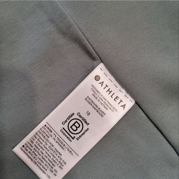 Athleta Women's Eastbound Blazer Size 18 - Picture 7 of 9